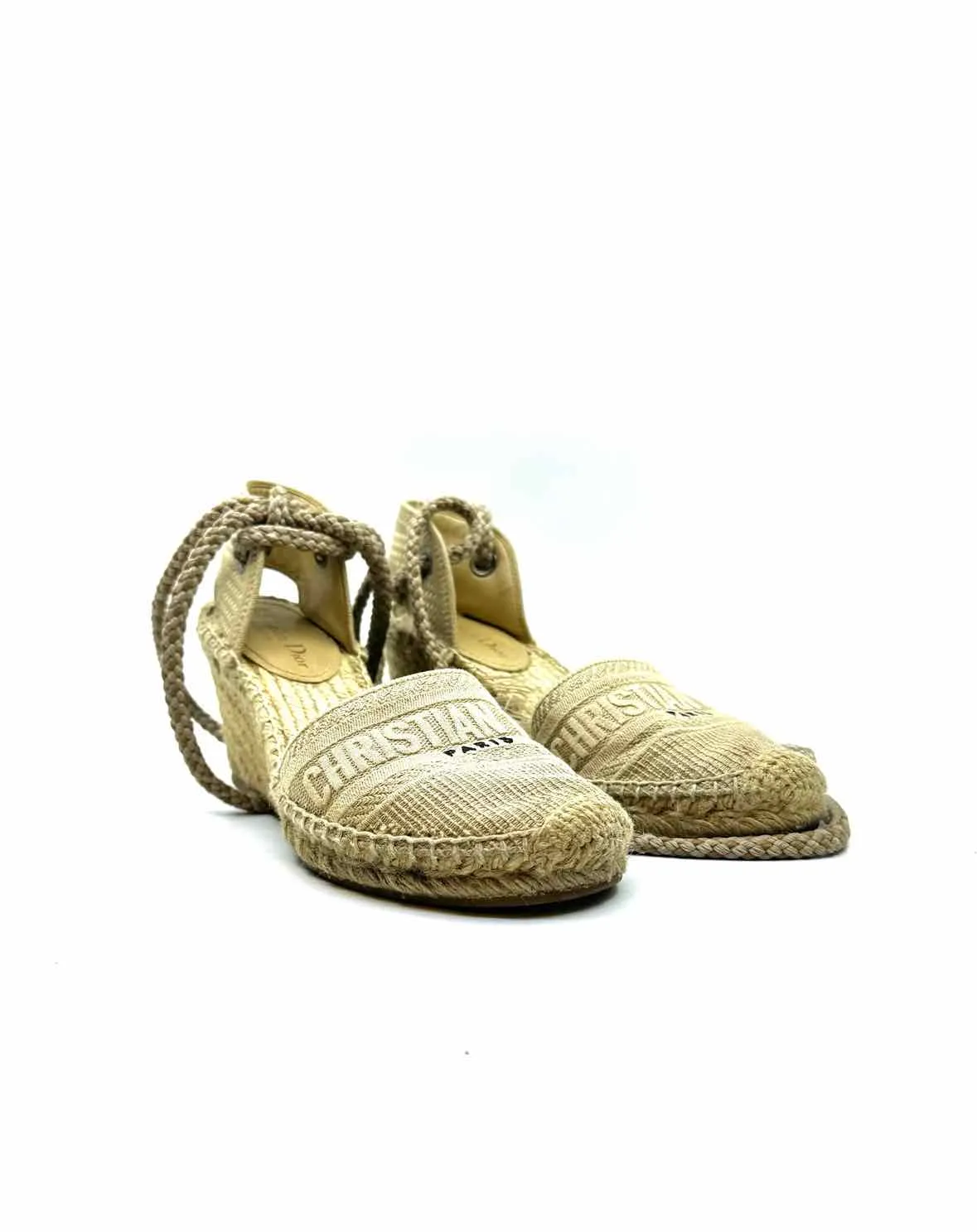 CHRISTIAN DIOR Size 8 Cream Raffia Wedge