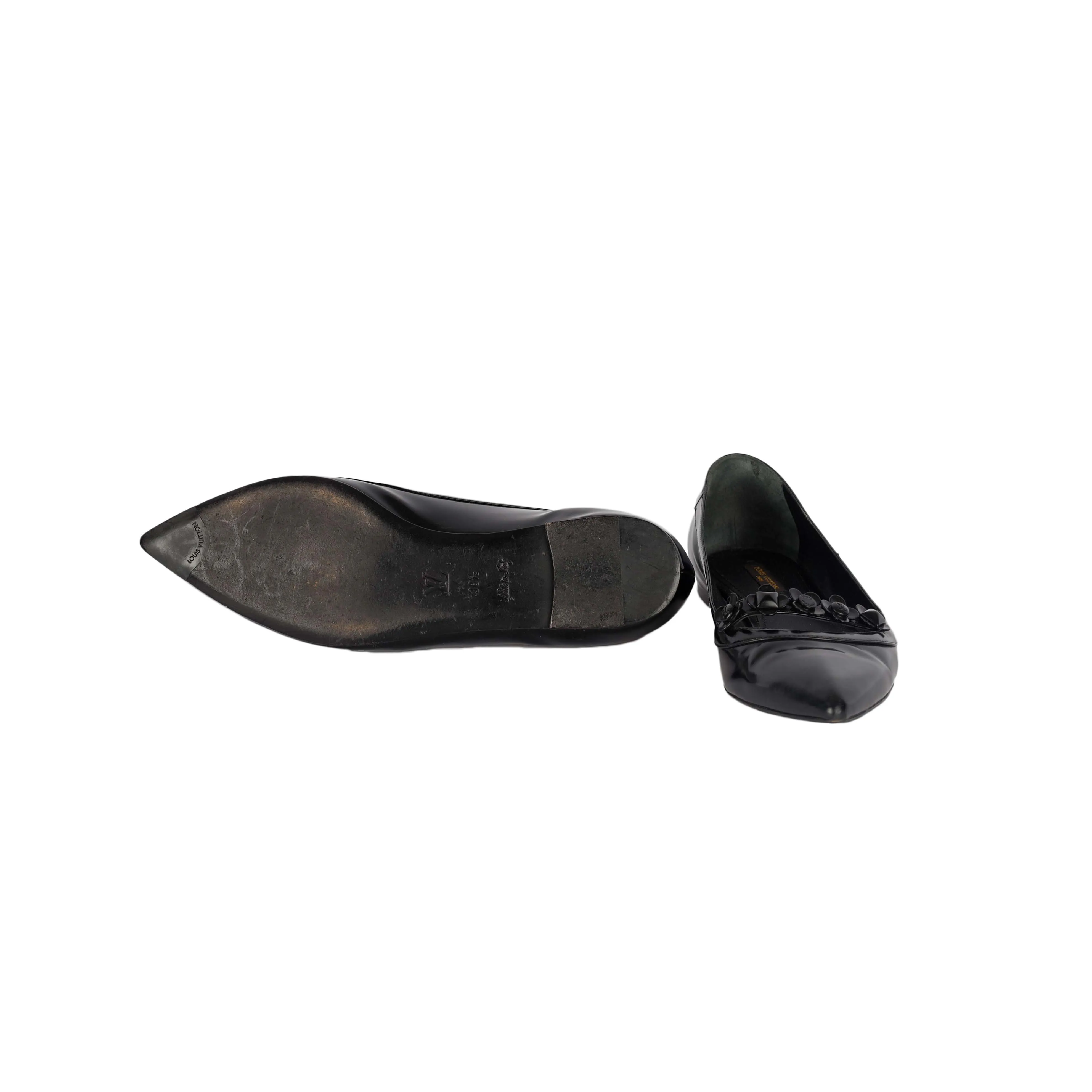 Louis Vuitton Black Fleur Pointed Toe Flat - '10s