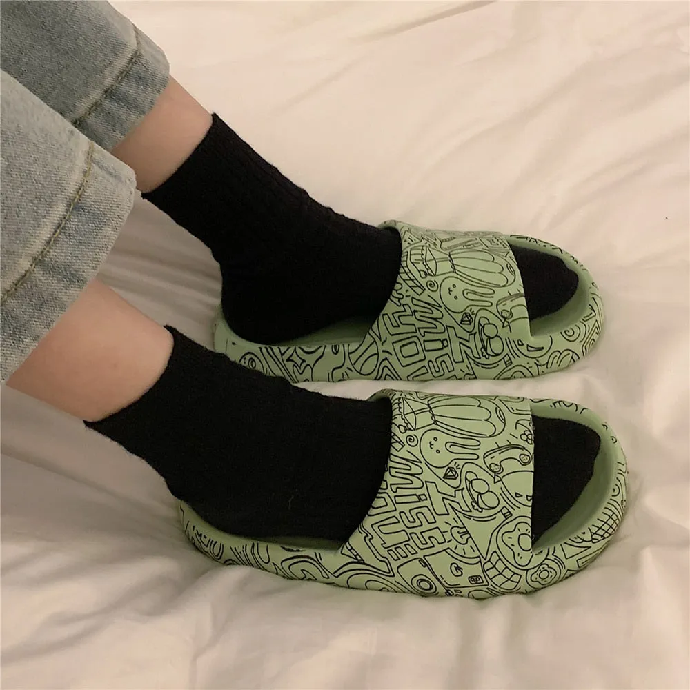 Thick-soled Indoor and Outdoor Slippers