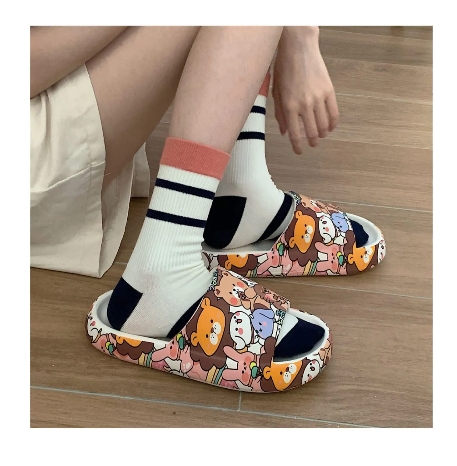 Thick-soled Indoor and Outdoor Slippers