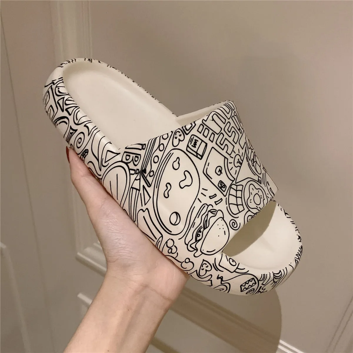 Thick-soled Indoor and Outdoor Slippers